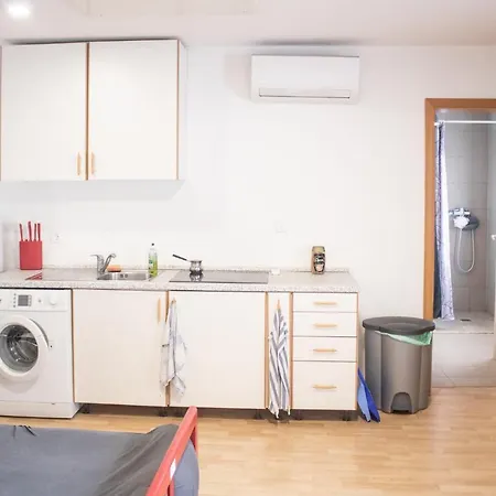 Goriska Studio - Simple Affordable For Friends, Groups Or Families Ljubljana